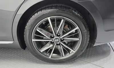 Hyundai Grandeur 2020, 107731 км, за 13088.32 USD - фото 21