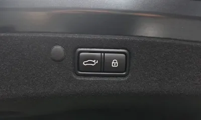 Hyundai Grandeur 2020, 107731 км, за 13088.32 USD - фото 33