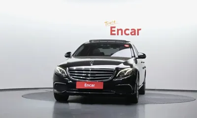Mercedes-Benz E-Class 2018, 123015 км, за 14962.28 USD