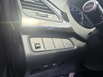 Hyundai Grandeur 2012, 142607 км, за 3106.82 USD - фото 9