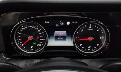 Mercedes-Benz E-Class 2017, 93296 км, за 13742.98 USD - фото 8