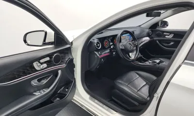 Mercedes-Benz E-Class 2017, 93296 км, за 13742.98 USD - фото 10