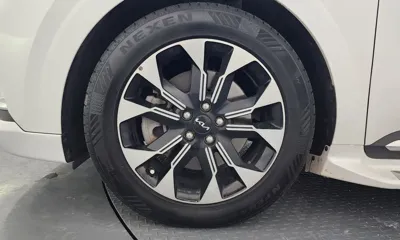 Kia Canival 2021, 81549 км, за 23785.92 USD