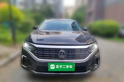 Volkswagen Passat New Energy 2025, 6600 км, за 19127 USD