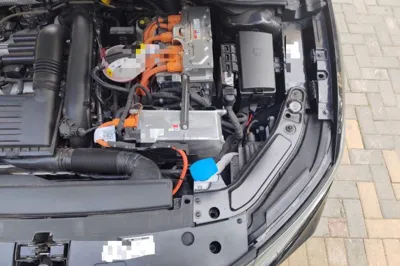 Volkswagen Passat New Energy 2025, 6600 км, за 19127 USD - фото 22