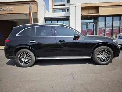 Mercedes-Benz GLC 2025, 12000 км, за 47056.18 USD