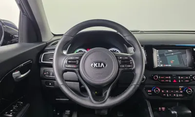 Kia Niro 2018, 72491 км, за 10437.18 USD - фото 15