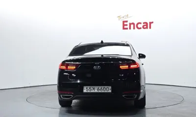 Kia K7 2019, 80354 км, за 9844.73 USD