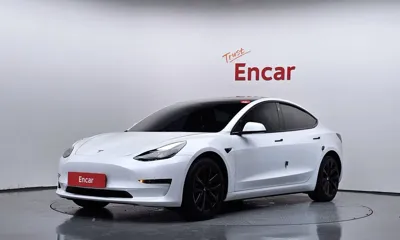 Tesla Model 3 · 2022 год