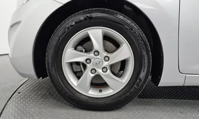 Hyundai Avante 2014, 167461 км, за 3415.66 USD