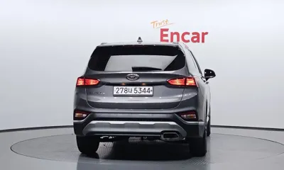 Hyundai Santafe 2020, 39472 км, за 12997.24 USD