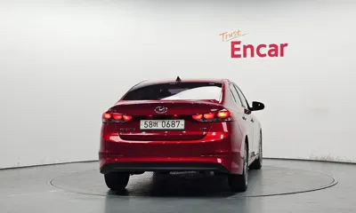 Hyundai Avante 2016, 22462 км, за 7085.74 USD - фото 4