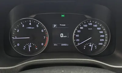 Hyundai Avante 2016, 22462 км, за 7085.74 USD - фото 8