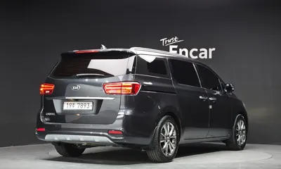 Kia Canival 2019, 172848 км, за 6468.45 USD