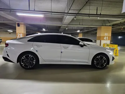 Kia K5 2023, 60000 км, за 8021.84 USD - фото 7