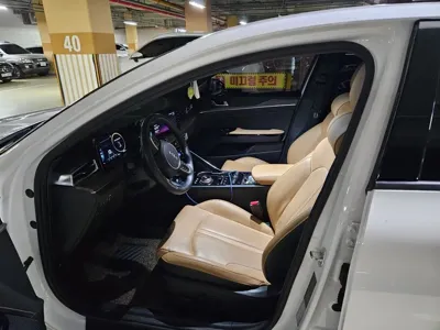 Kia K5 2023, 60000 км, за 8021.84 USD - фото 9