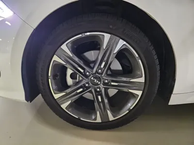 Kia K5 2023, 60000 км, за 8021.84 USD - фото 13