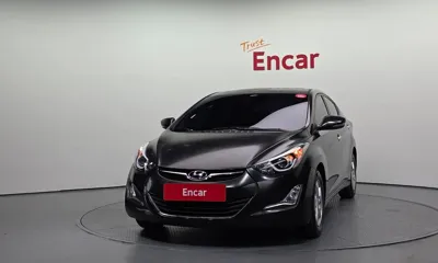 Hyundai Avante 2016, 105525 км, за 3122.56 USD
