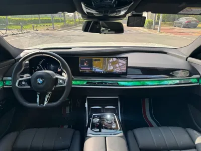 BMW 7-Series 2025, 17016 км, за 70894.05 USD - фото 7