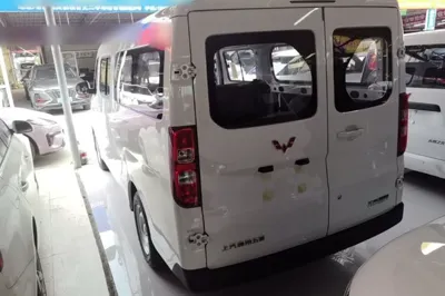 Wuling Yangguang 2026, 100 км, за 14018 USD