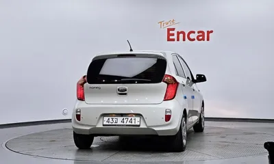 Kia Morning 2013, 122329 км, за 2280.13 USD