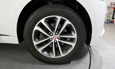 Jaguar F-Pace 2018, 124460 км, за 10253.88 USD