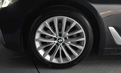 BMW 5-Series 2021, 88558 км, за 19036.37 USD