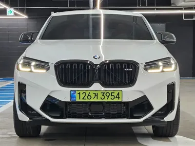 BMW X4M 2025, 4455 км, за 59492.37 USD