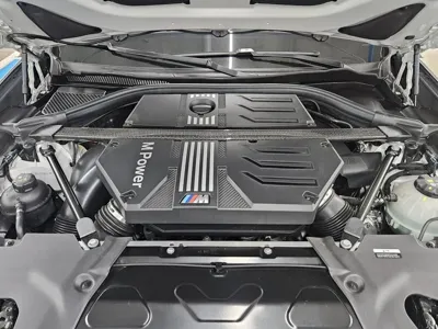 BMW X4M 2025, 4455 км, за 59492.37 USD - фото 6