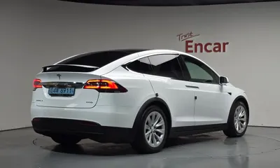Tesla Model X 2018, 19736 км, за 49961.01 USD