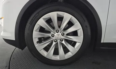 Tesla Model X 2018, 19736 км, за 49961.01 USD