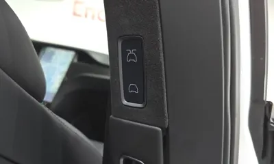 Tesla Model X 2018, 19736 км, за 49961.01 USD - фото 29