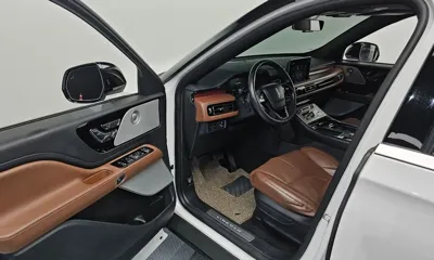 Lincoln Aviator 2022, 53038 км, за 21990.29 USD - фото 10