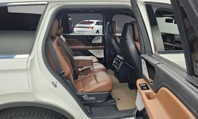 Lincoln Aviator 2022, 53038 км, за 21990.29 USD - фото 12