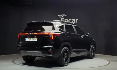 Kia Seltos 2023, 90374 км, за 15364.23 USD