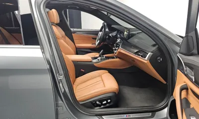 BMW 5-Series 2023, 33802 км, за 25980.01 USD - фото 11