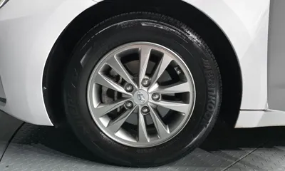 Hyundai Avante 2019, 90835 км, за 5523.03 USD