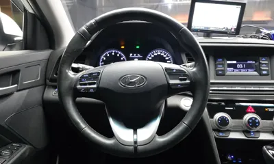 Hyundai Avante 2019, 90835 км, за 5523.03 USD - фото 13