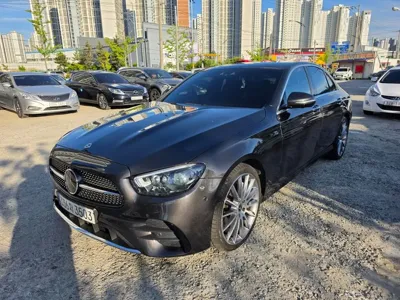 Mercedes-Benz E-Class · 2022 год