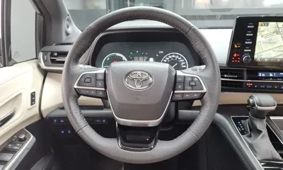 Toyota Sienna 2023, 49958 км, за 34453.61 USD - фото 13