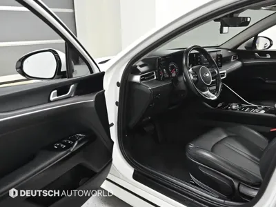 Kia K5 2020, 66736 км, за 12487.61 USD - фото 11