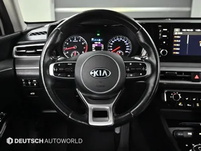 Kia K5 2020, 66736 км, за 12487.61 USD - фото 13