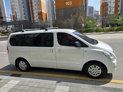 Hyundai Starex 2017, 115663 км, за 8794.79 USD