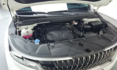 Kia Canival 2023, 63921 км, за 15798.53 USD - фото 6