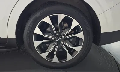 Kia Canival 2023, 63921 км, за 15798.53 USD - фото 21