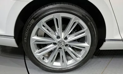 Volkswagen Passat 2018, 65458 км, за 14006.52 USD