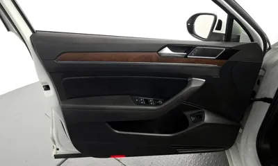 Volkswagen Passat 2018, 65458 км, за 14006.52 USD - фото 24