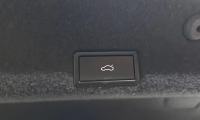 Volkswagen Passat 2018, 65458 км, за 14006.52 USD - фото 34