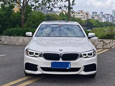 BMW 5 Series 2019, 85000 км, за 23545.34 USD