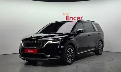 Kia Canival · 2023 год